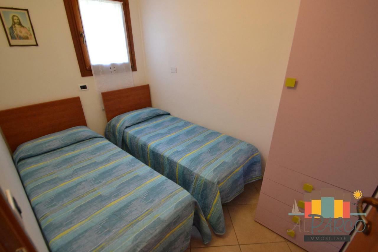 Fiordo Topazio Albarella Island Bagian luar foto